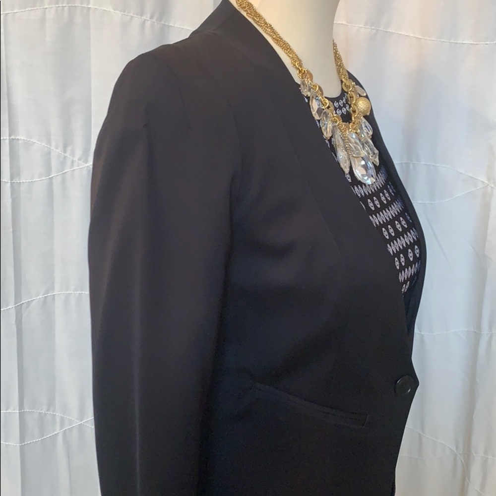 Jacket - Picture 3 of 7